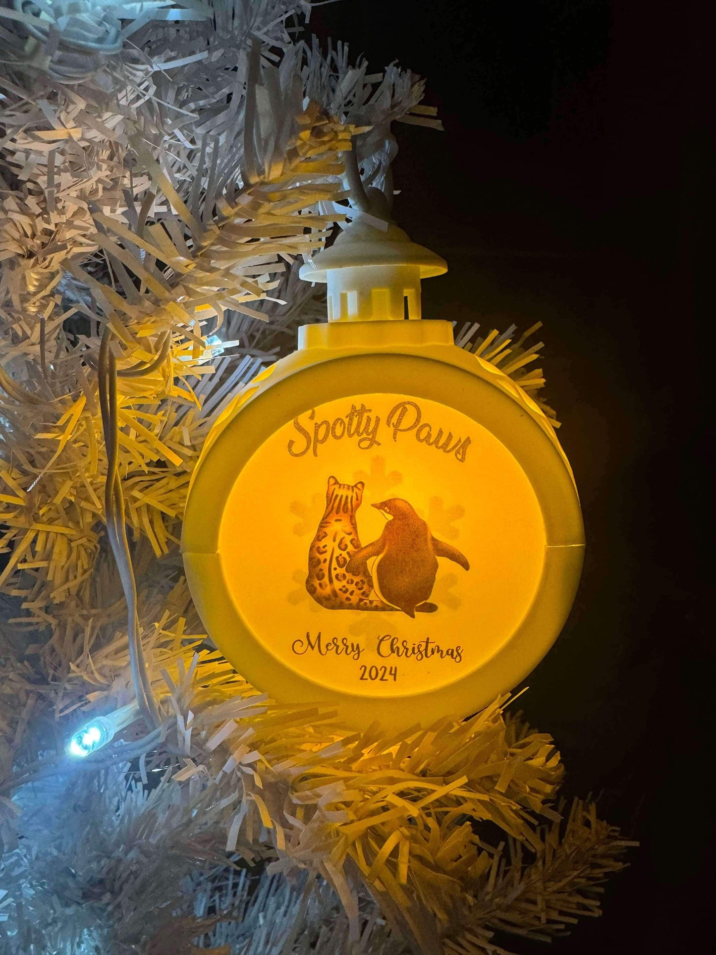 Exclusive annual 2024 Spotty Paws Christmas lantern.