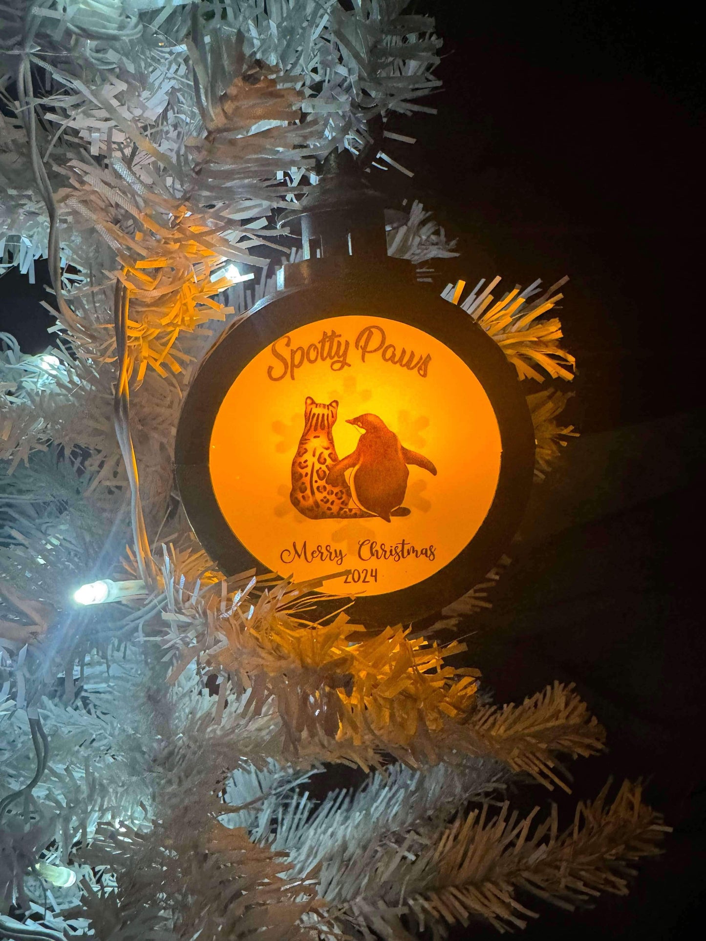 Exclusive annual 2024 Spotty Paws Christmas lantern.